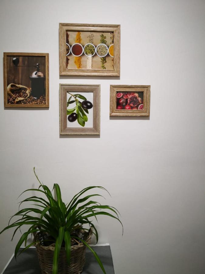 Medina Baguh  Apartment Priego De Cordoba Bagian luar foto